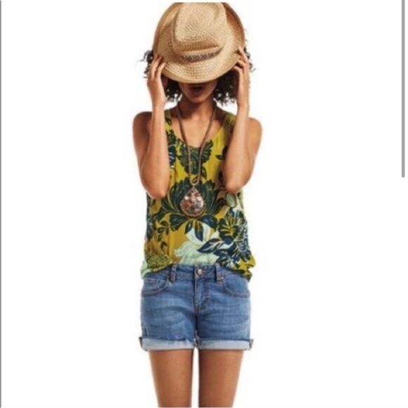 Cabi #286 Bali Yellow/Blue Floral Silk Blend Tank Top Medium Round Neck Blouse - Picture 3 of 11